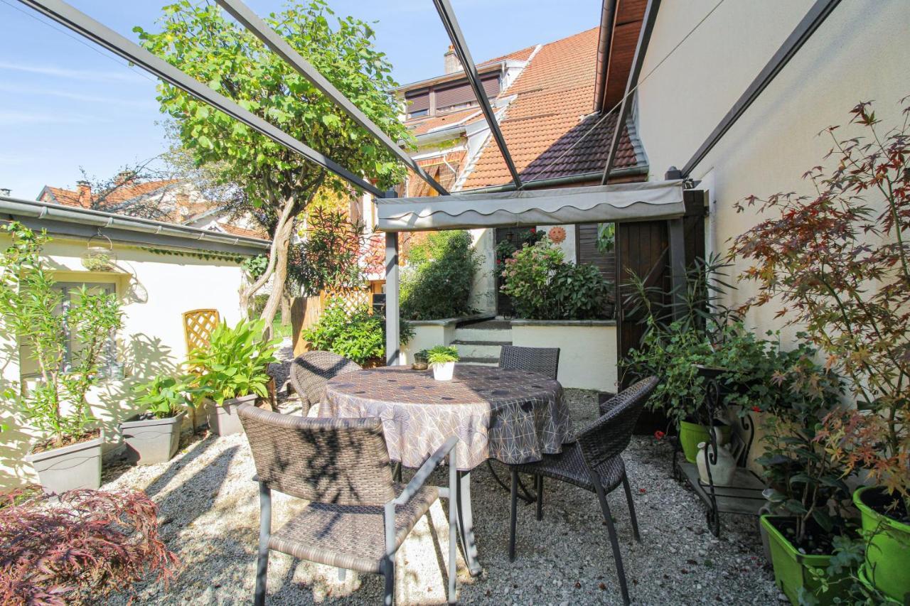 Maison Confortable Ornans + Jardin Exterior foto